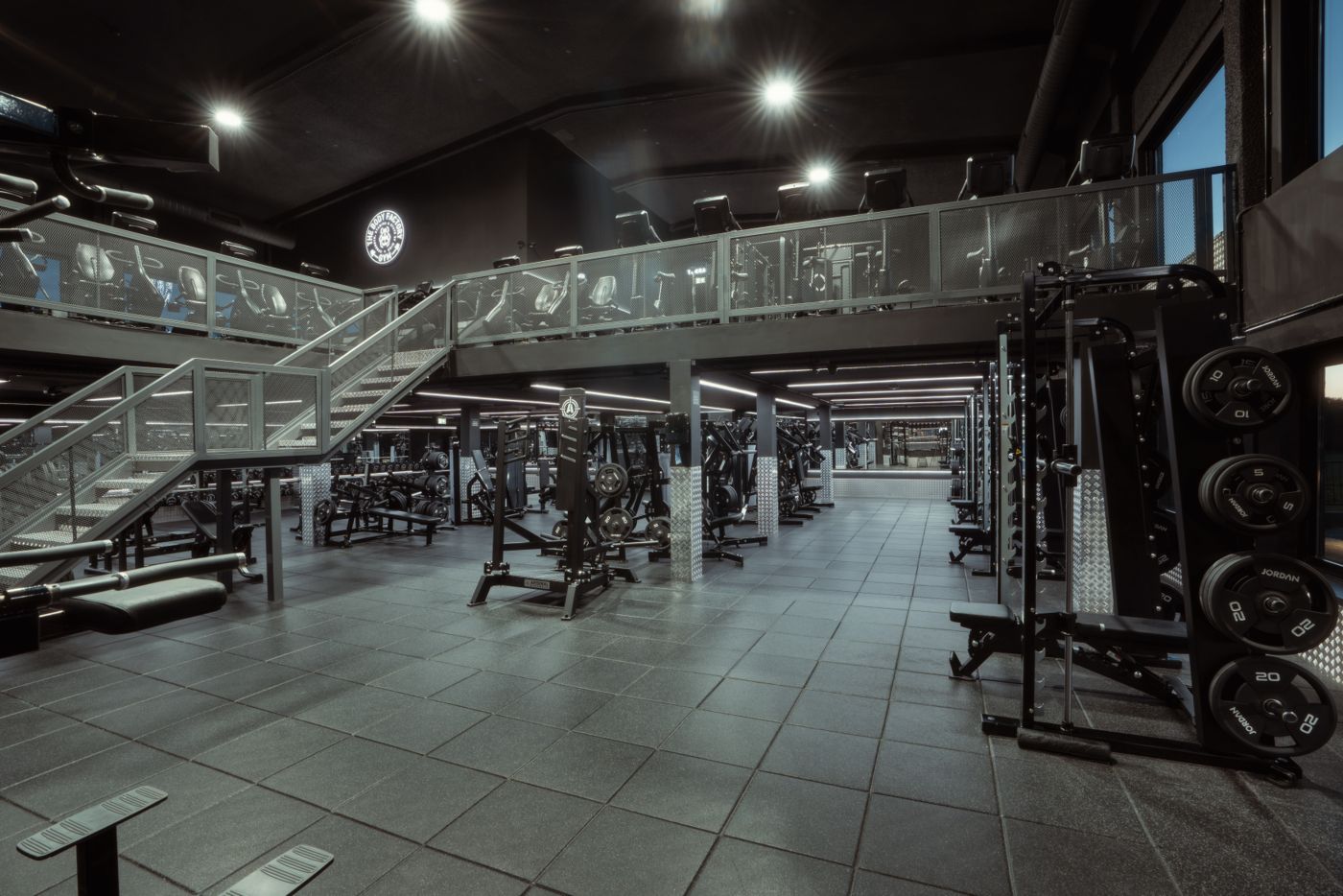 Strength floor
